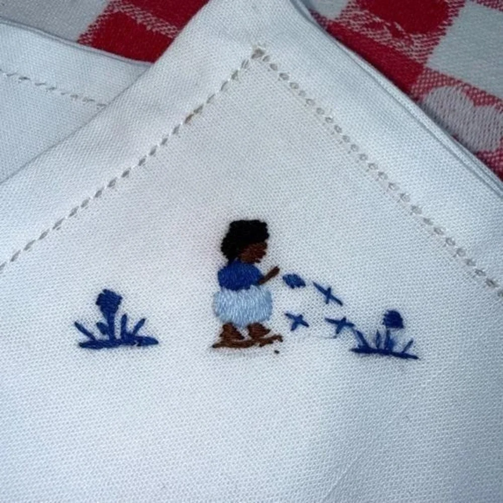 Vintage Hand-Embroidered Linen‎ Napkins – Whimsical Folk Art Figures – Set of 4